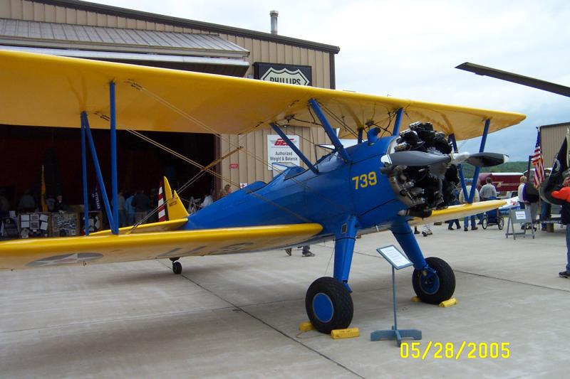 Boeing Stearman PT-17 Kaydet.JPG